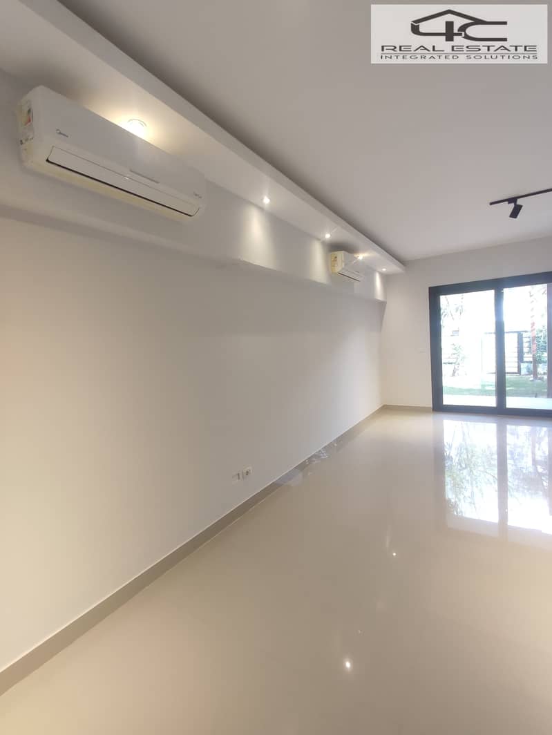 9 WhatsApp Image 2025-12-03 at 01.15. 16 (1). jpeg