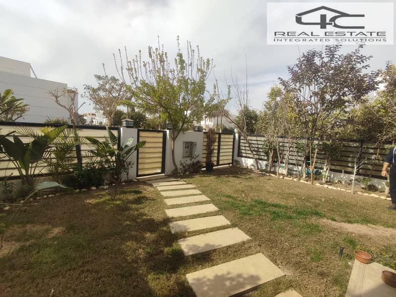 11 WhatsApp Image 2025-12-03 at 01.15. 13. jpeg