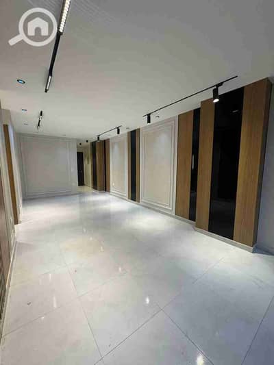 3 Bedroom Apartment for Sale in Mokattam, Cairo - IMG-20251203-WA0021. jpg 3 Bedroom Apartment for Sale in Mokattam, Cairo - IMG-20251203-WA0021. jpg