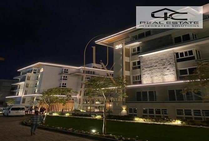 5 3924432-8fd32o. jpg