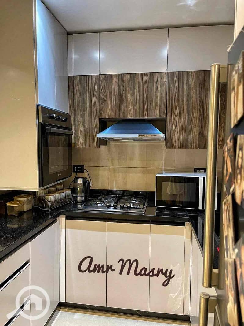 2 7535c60b-fe45-4e76-90ac-955f30026f80. jpg