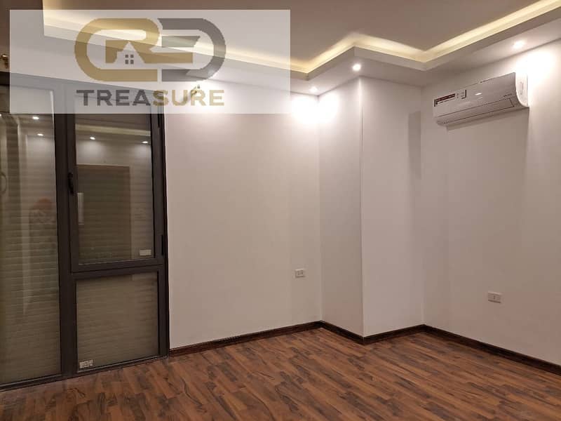 4 WhatsApp Image 2025-12-03 at 1.50. 16 PM. jpeg