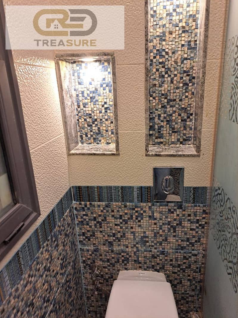 5 WhatsApp Image 2025-12-03 at 1.50. 14 PM. jpeg