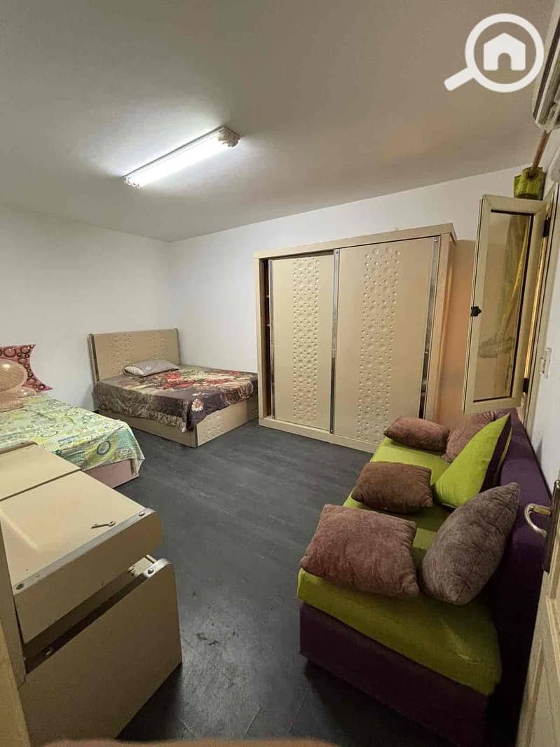 7 b21822fe-833f-4d35-81ee-2f6287c7bb07. jpg