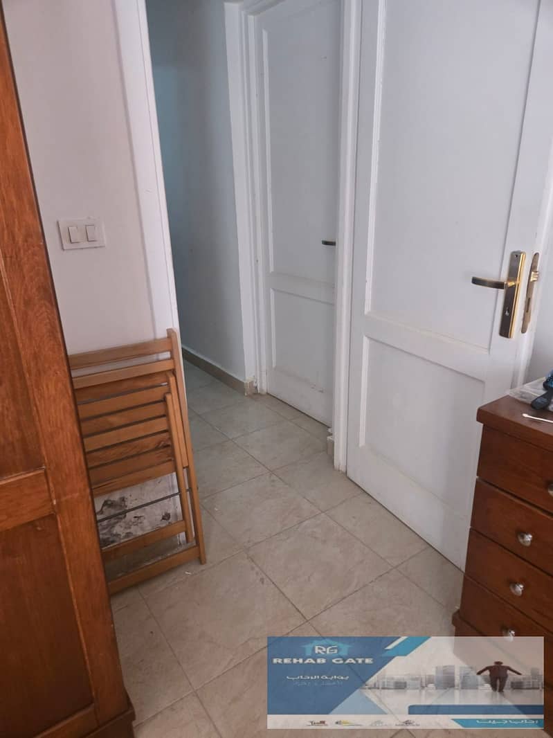 8 2aed870f-5c6b-45ff-b1bb-def5962a4900. jpg