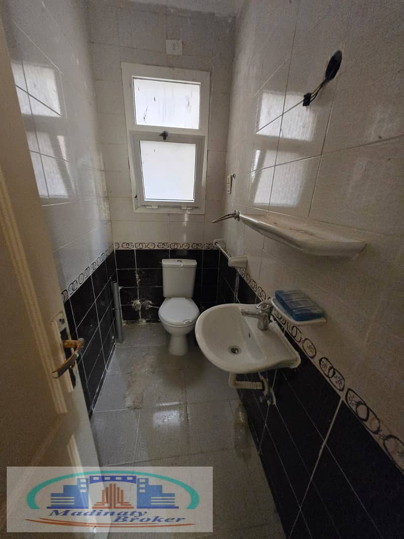 6 WhatsApp Image 2025-12-03 at 3.17. 18 PM (2). jpeg