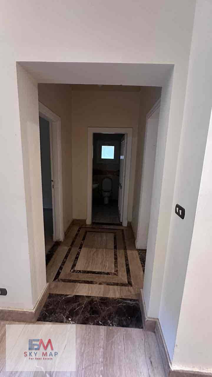 9 a77160ea-3eea-4157-9a58-4b71bf7e756b. jpg