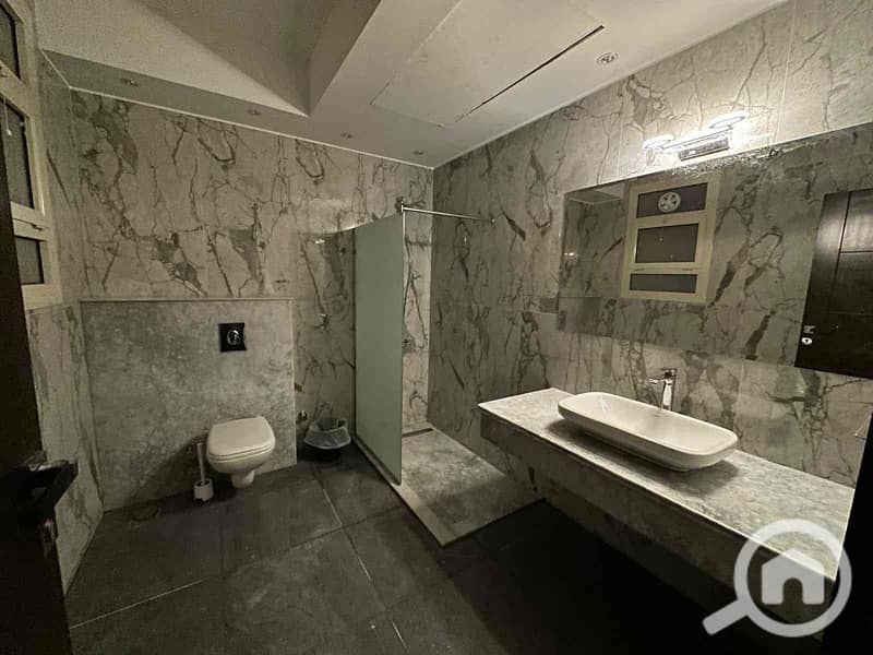 19 97d4bc00-614b-44b0-9e96-c1790f9f93da. jpg