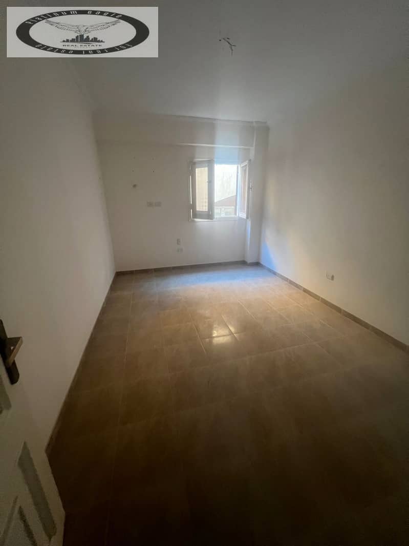 6 5b5182ee-a20d-4aeb-aae1-7bc7069eb96d. jpg