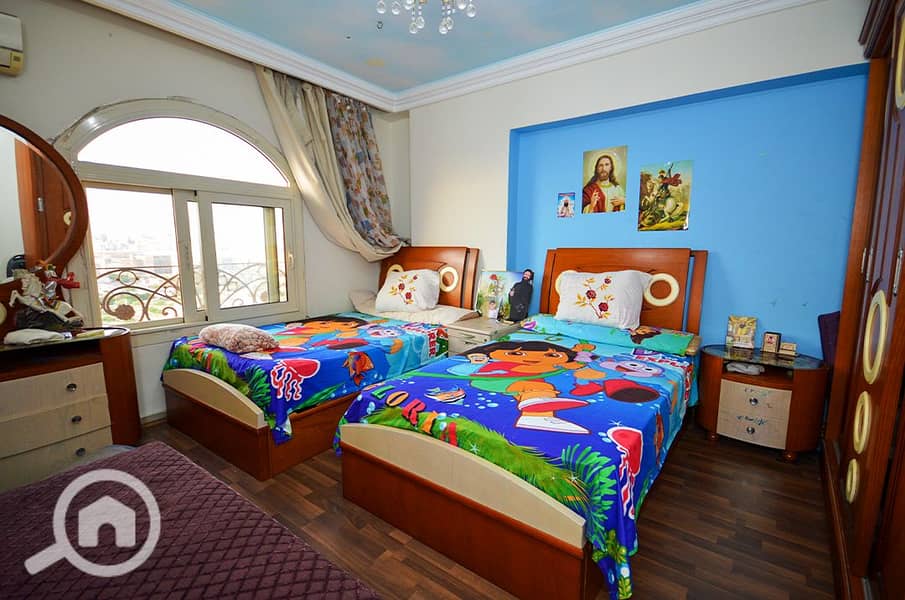 10 DSC_0238 (1). png