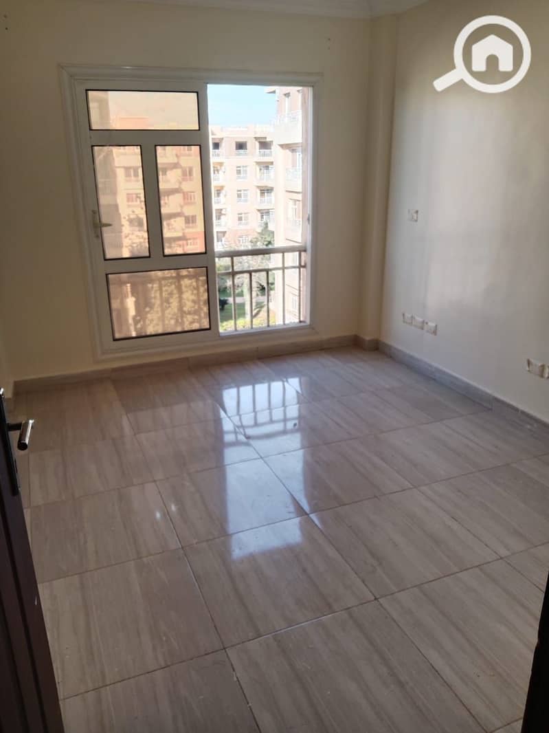 2 40898342-5082-4ee3-9a90-8d44b3d4c48f. jpg