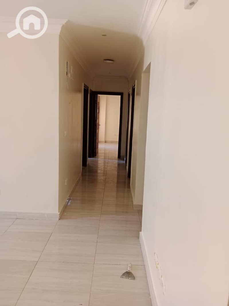 4 a1181f0f-8bb7-47cc-bfaf-557d8ffc20c4. jpg