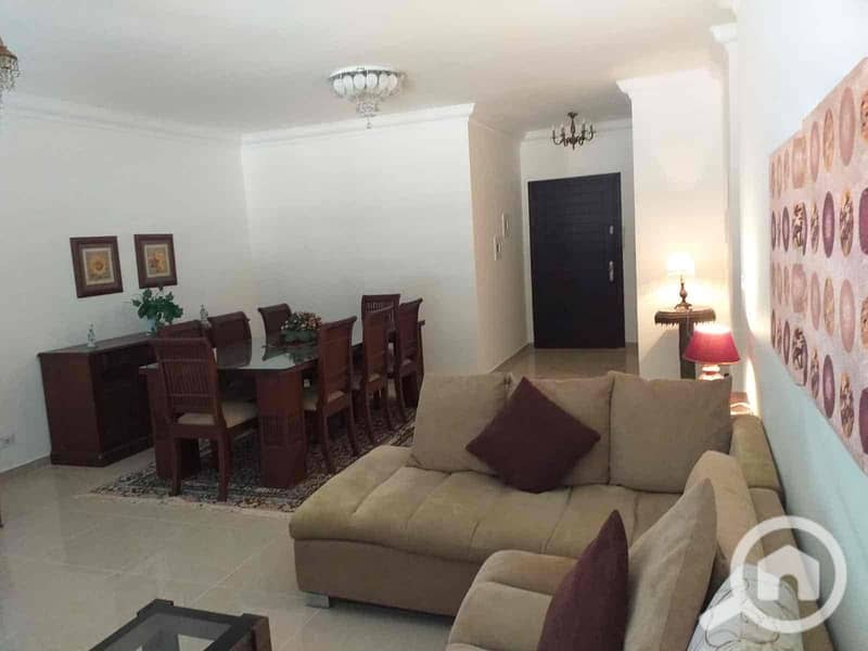 4 3c19f5cf-00ff-40b2-a6a9-3b1d2ccf8e39. jpg