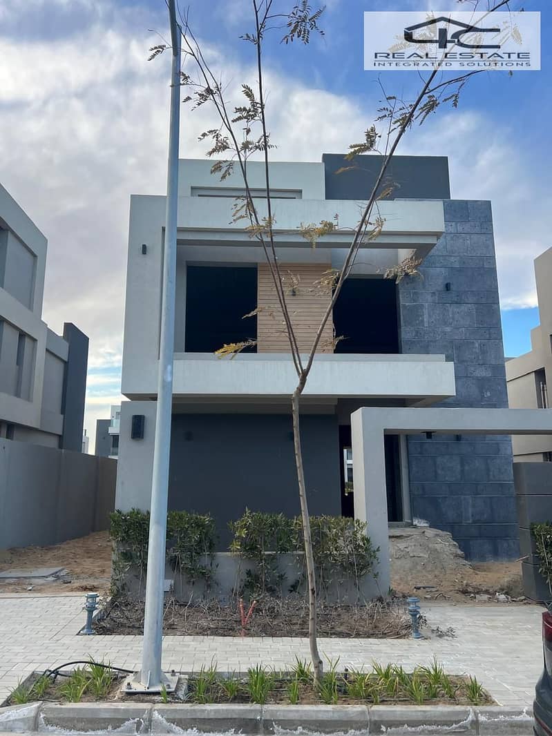 12 WhatsApp Image 2025-12-01 at 9.31. 21 PM (2). jpeg