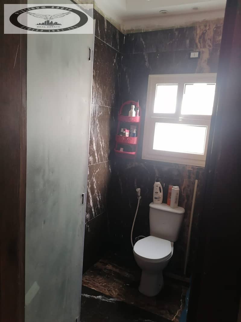 10 754db668-96e9-467b-b780-836be67cb875. jpg