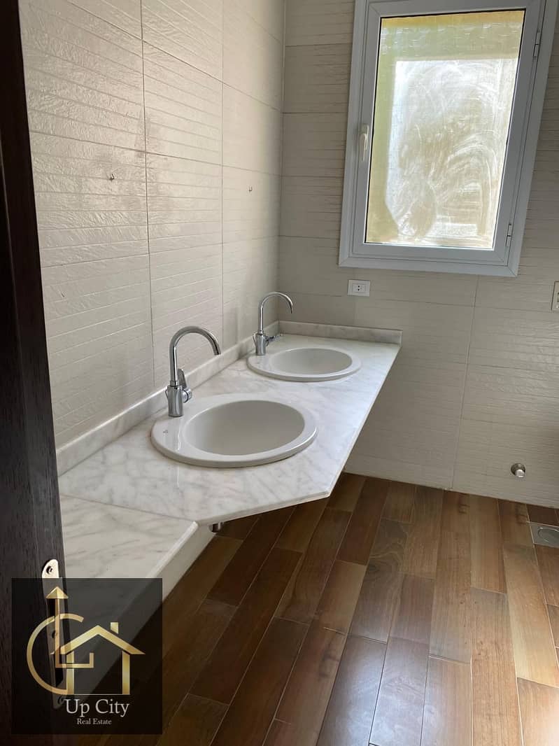 14 WhatsApp Image 2025-12-03 at 00.01. 46 (1). jpeg