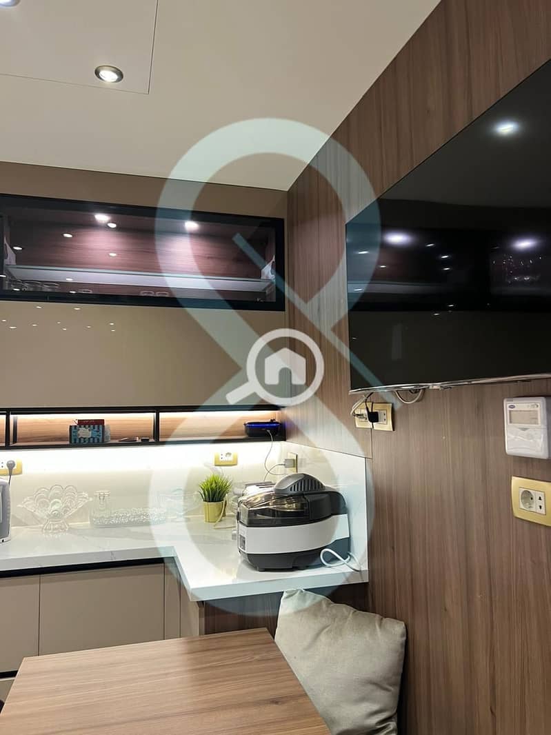 8 PHOTO-2025-12-03-14-31-59 6. jpeg