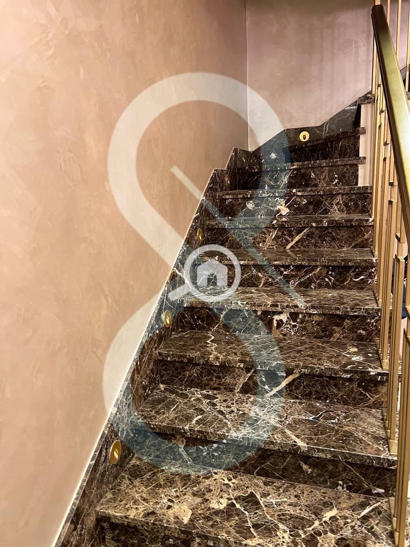 12 PHOTO-2025-12-03-14-32-02. jpeg