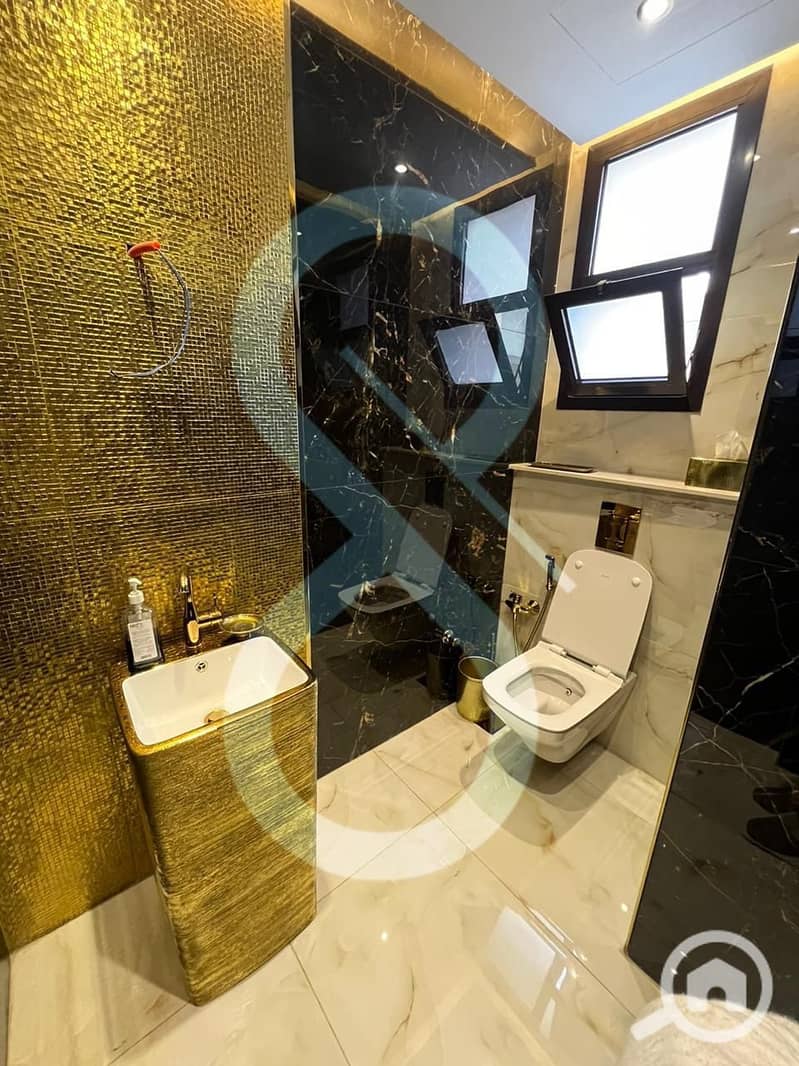 16 PHOTO-2025-12-03-14-32-01. jpeg