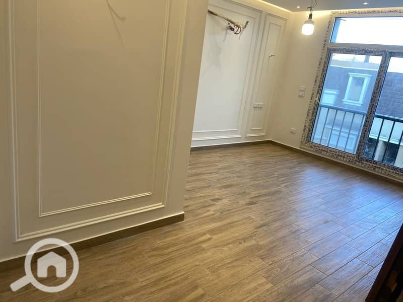 17 WhatsApp Image 2025-12-03 at 14.58. 45 (4). jpeg