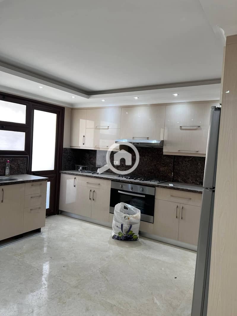 9 594044247_1496407702487801_848723450275043154_n. jpg