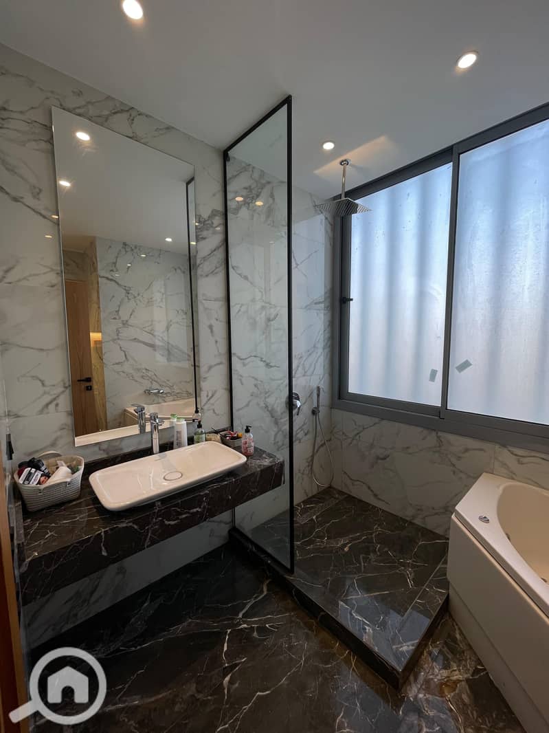 7 WhatsApp Image 2025-10-26 at 11.20. 49 AM. jpeg