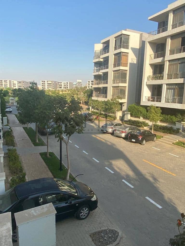 6 eb8dc813-8a48-4cd5-bd17-261e54023e4d. jpeg