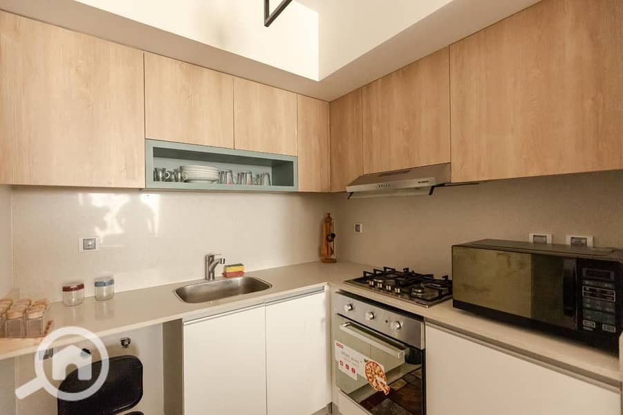 2 WhatsApp Image 2025-11-10 at 16.25. 59_07d263b3. jpg