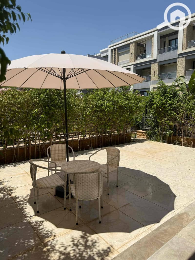 20 af5c4603-b9df-417d-8153-c7529b3efd30. jpg