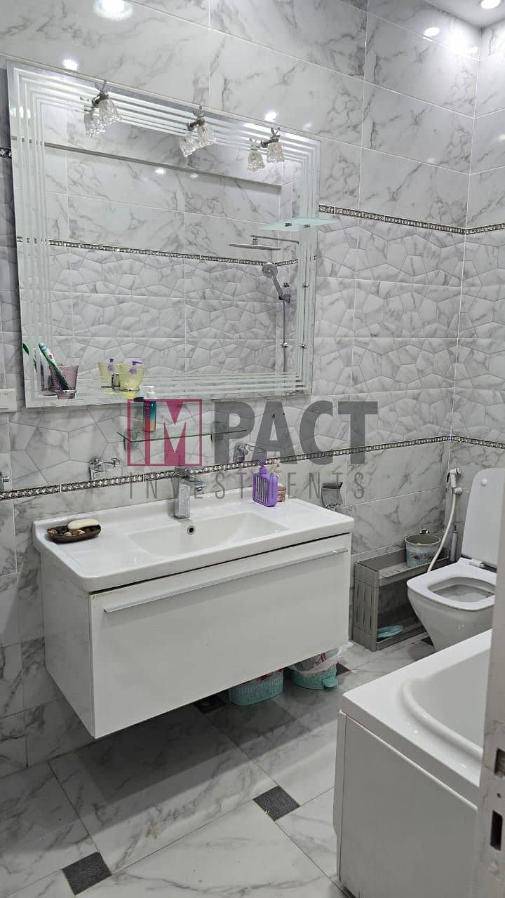 6 WhatsApp Image 2025-11-16 at 09.09. 32_fe795891. jpg