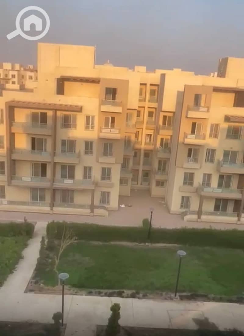 2 5b1e5c8e-0d2f-4aee-9fe9-24f8eb0e7da4. jpg