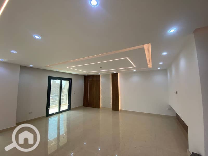 7 WhatsApp Image 2025-08-19 at 15.58. 30_22690382. jpg