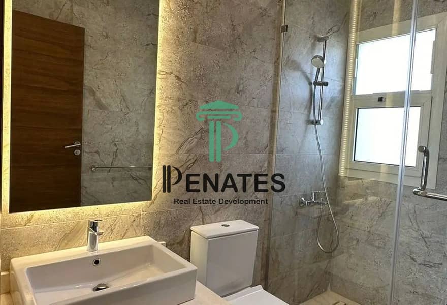 10 8349172-1d4ceo (Copy). jpg