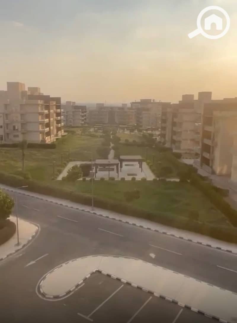 4 WhatsApp Image 2025-12-03 at 08.10. 33_c51e64b8. jpg