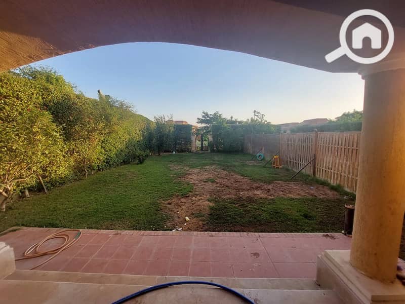 5 052eb7d8-ba7b-4ec2-a5b2-64a5c9b9f086. jpg