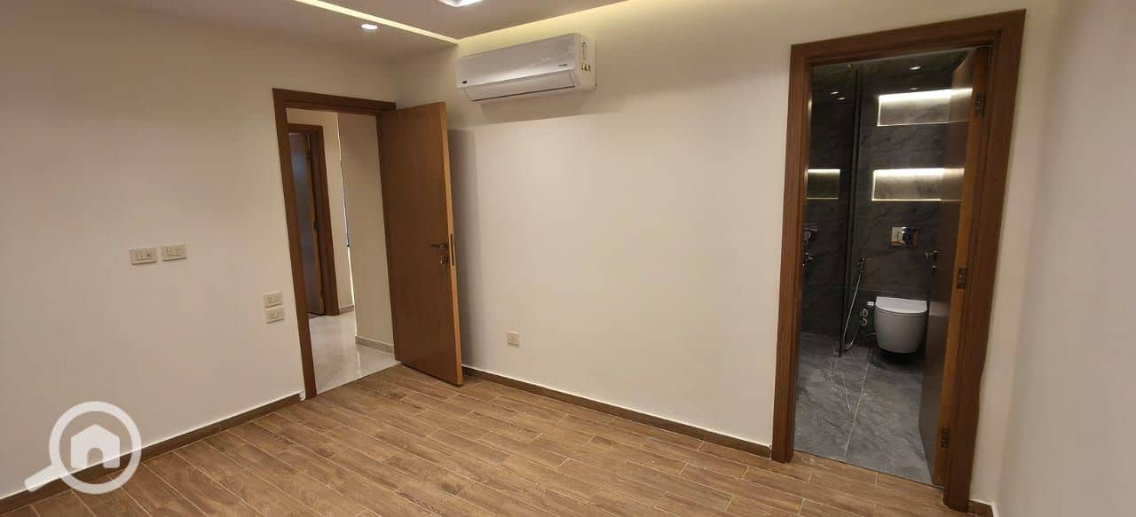 4 WhatsApp Image 2025-12-02 at 3.14. 15 PM. jpeg