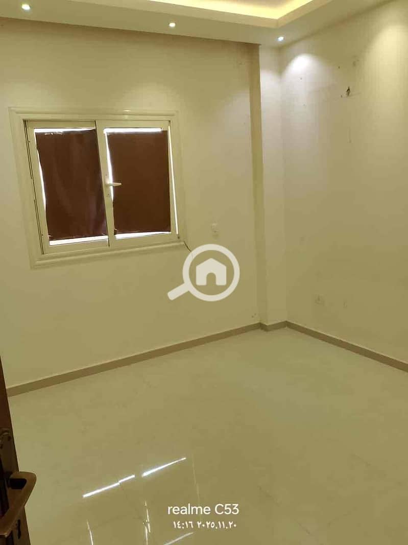 5 b53483f1-236d-4b33-8cb9-23ce0672274d. jpg