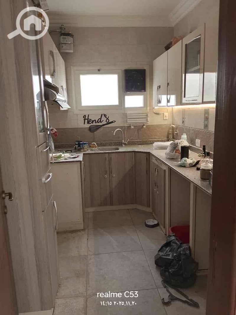 7 d3719c7a-e68f-41f8-92e4-900e2c1901a9. jpg