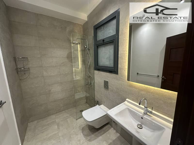 10 WhatsApp Image 2025-12-01 at 11.28. 30 PM (3). jpeg