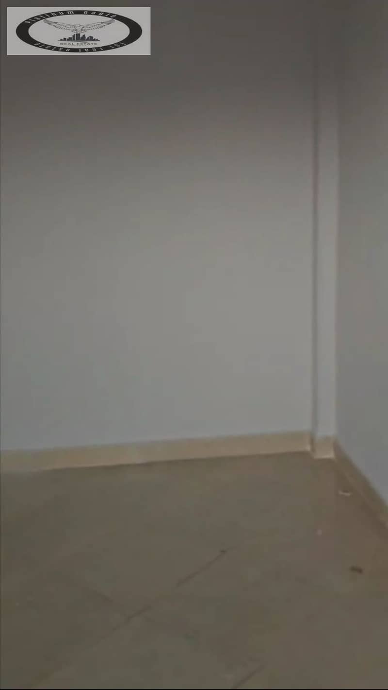 7 f8f761c8-934a-42d8-8005-4dba08d81c6d. jpg