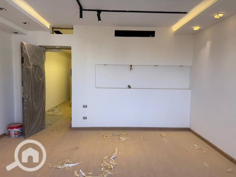 22 WhatsApp Image 2025-12-03 at 3.48. 52 PM (5). jpeg