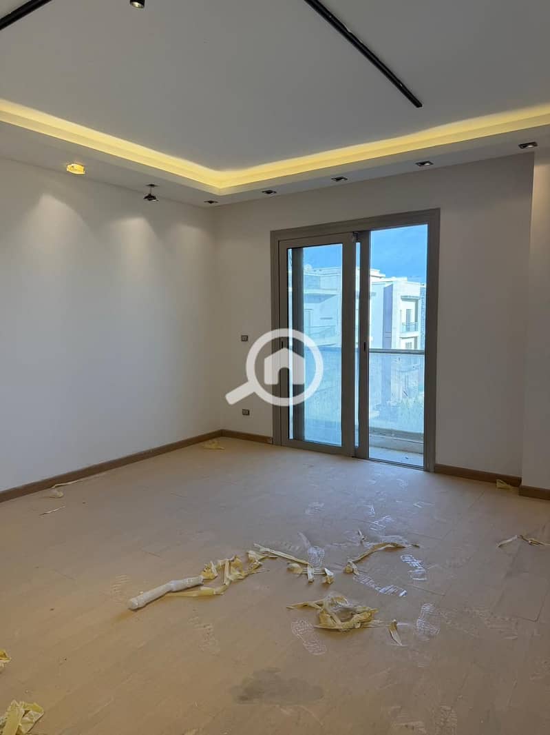 24 WhatsApp Image 2025-12-03 at 3.48. 52 PM (3). jpeg