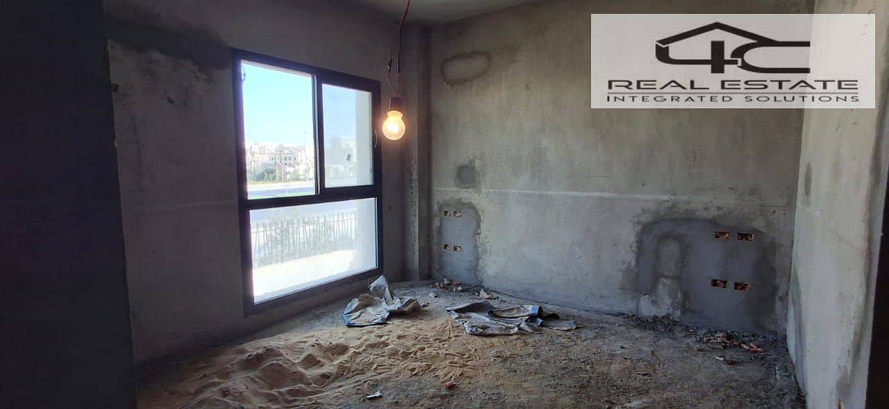 8 WhatsApp Image 2025-12-02 at 12.00. 25 PM (1). jpeg