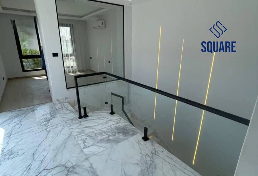 10 fccc2348-2035-48b3-9c8d-d729d2e5e490. jpg