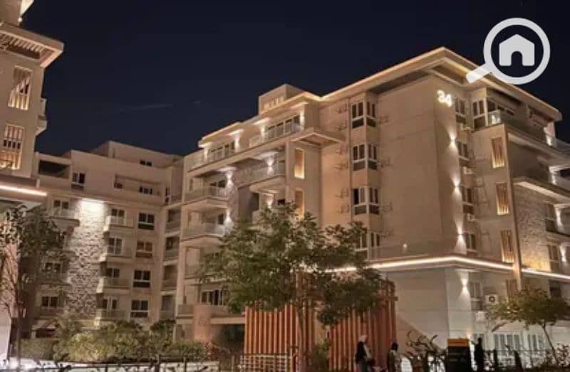 2 8295688-58bd3o. jpg