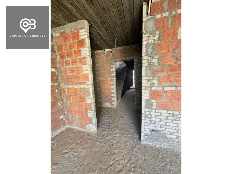 8 WhatsApp Image 2025-10-16 at 10.23. 52 AM. jpg