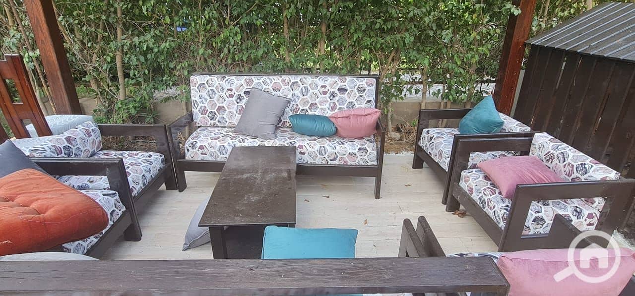 18 dceb8d6f-68e4-4a10-ab47-cd33f2581f44. jpeg