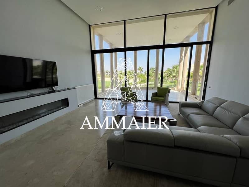 2 5739c15a-954a-44a5-badf-e8d093b8f8bd. jpg