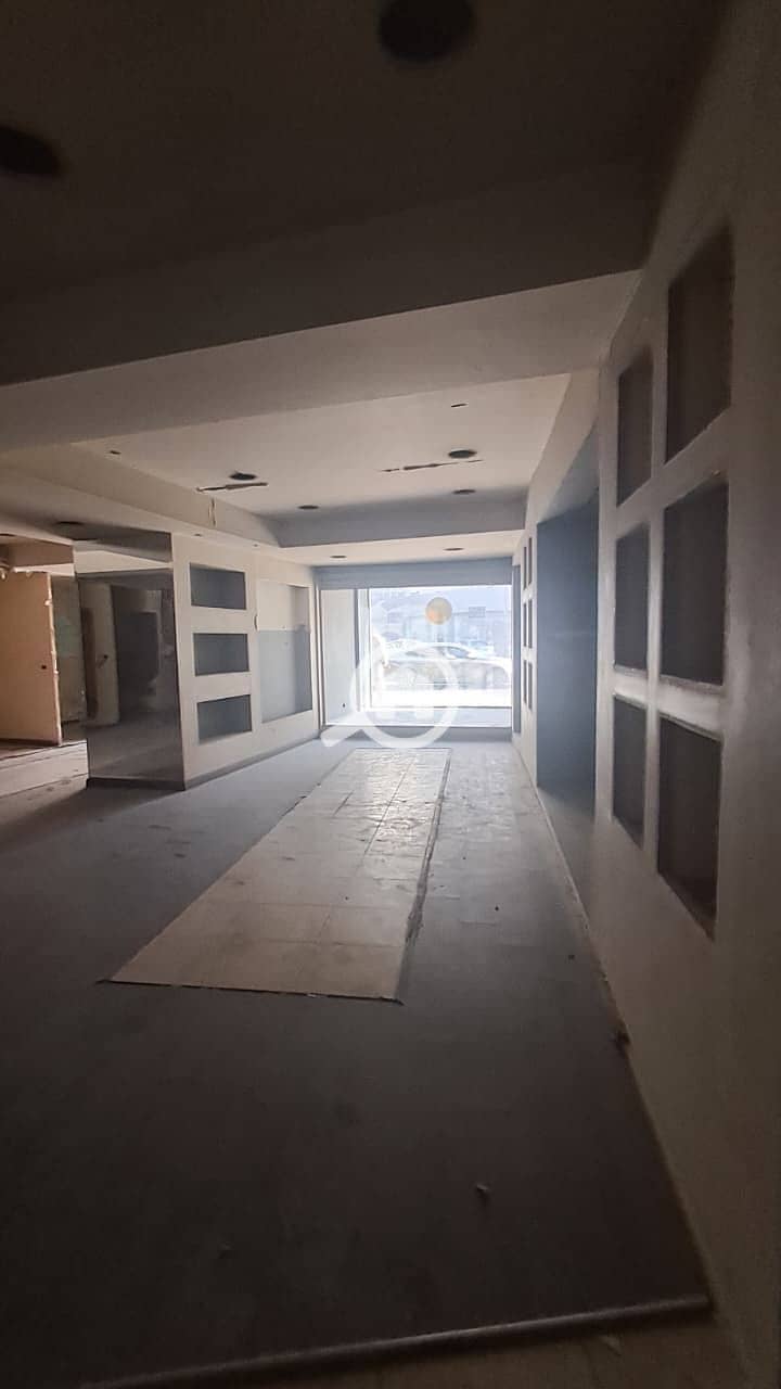 d77333dc-d79d-44a6-a2d4-281b901b148b. jpg