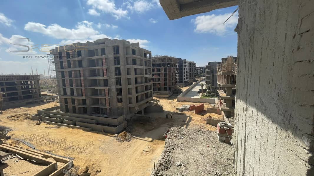 10 3963fc40-ccde-4a10-b066-e9e9ff7a9ce1. jpg